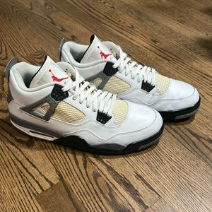 Jordan 4 - White Cement